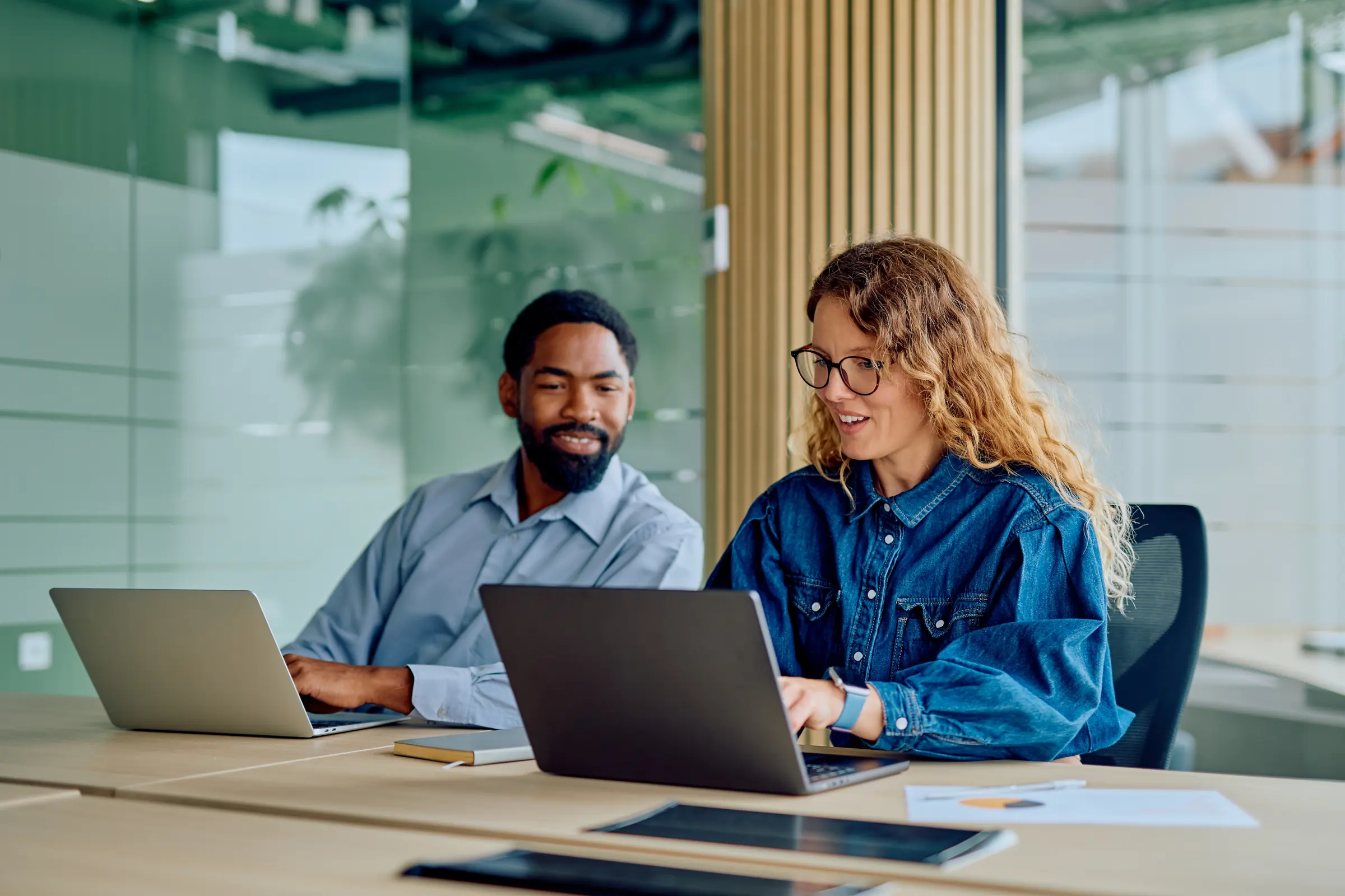LeelynHR specialists working with a client